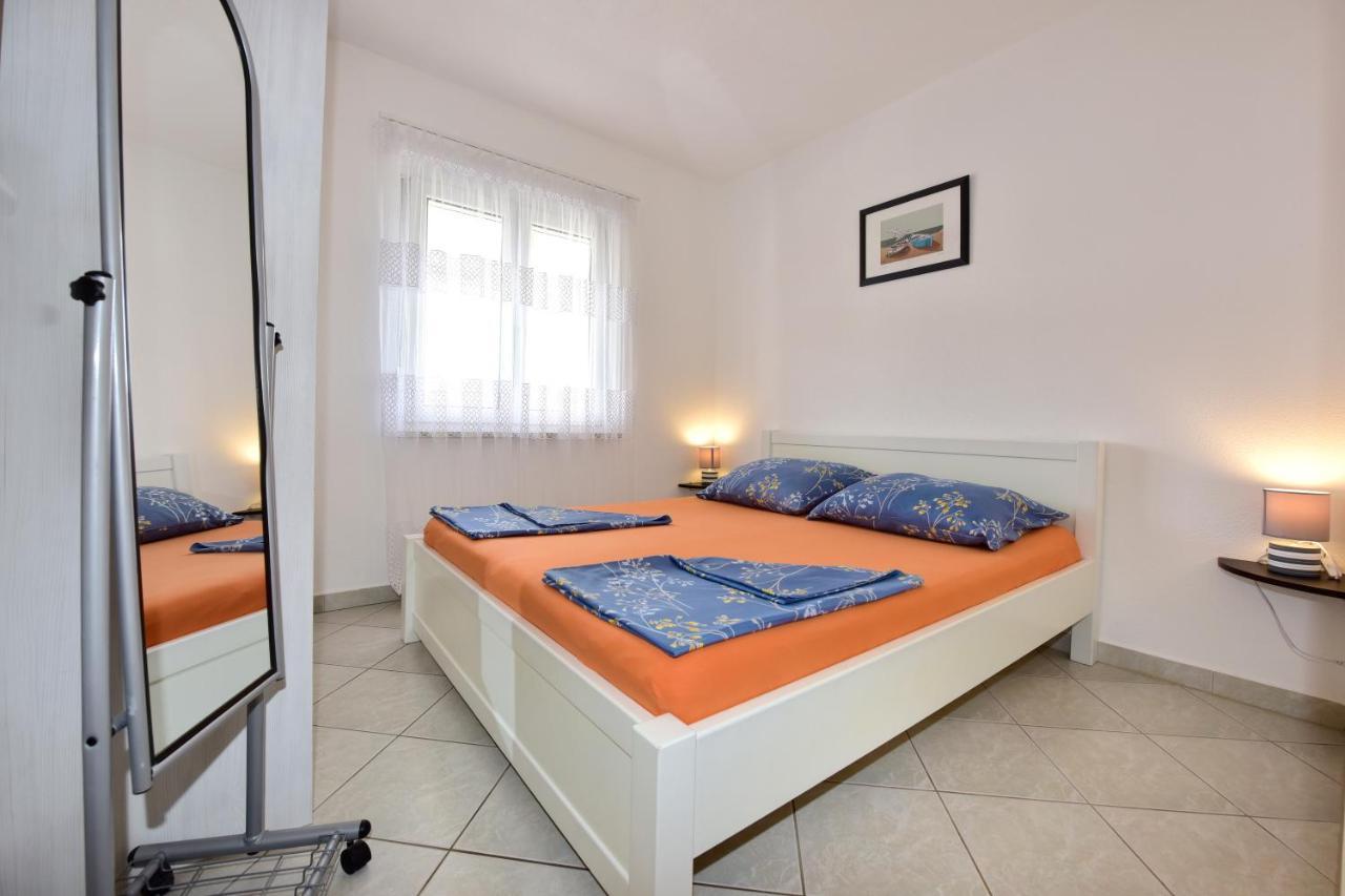 Apartments Elin Sofia ポレッチ エクステリア 写真
