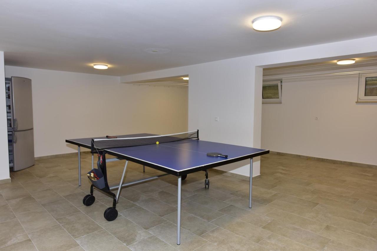 Apartments Elin Sofia ポレッチ エクステリア 写真